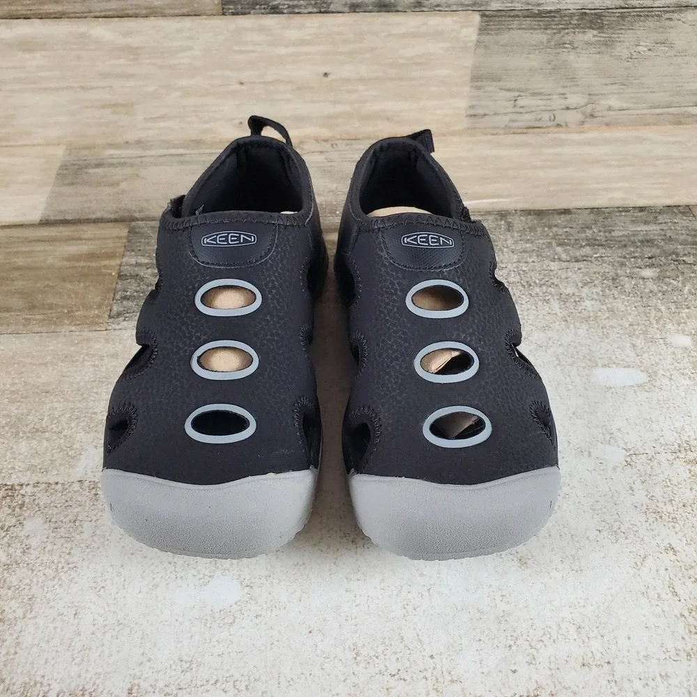 Keen Stingray Kids Water Sandals Sz 1 Black Drizzle Closed Toe Hook & Loop